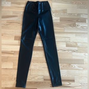Aritzia Daria High-waisted Vegan Leather leggings